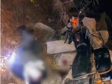 टोडाभीम वाई पास पर बाइक गड्ढे में गिरने से युवक की मौत, स्थानीय ग्रामीणों ने विभाग पर लगाए आरोप