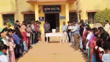 बहरागोड़ा: बहरागोड़ा सीएचसी में डॉ. ओपी चौधरी को अश्रुपूर्ण श्रद्धांजलि, योगदान को किया गया याद