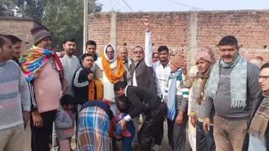 कटेया: कटेया में ग्रामीणों ने श्री श्री 108 श्री संत शिरोमणि बाबा विशंभर दास महाराज का किया भव्य स्वागत, गांव हुआ भक्तिमय