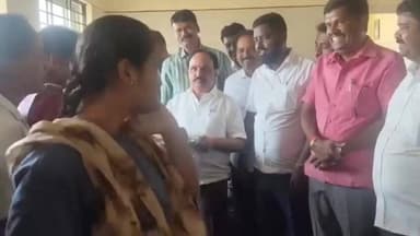 ಹಿರಿಯೂರು: ನಗರದ ಅಲ್ಪಸಂಖ್ಯಾತರ ಮೆಟ್ರಿಕ್ ನಂತರದ ಬಾಲಕಿಯರ ವಿದ್ಯಾರ್ಥಿ ನಿಲಯಕ್ಕೆ ಸಚಿವ ಡಿ ಸುಧಾಕರ್ ಬೇಟಿ