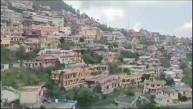 देहरादून: उत्तराखंड में मौसम का मिजाज बदला, पहाड़ों पर बर्फबारी की संभावना