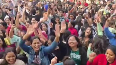 વાપી: સેલ્ફ ફાઇનાન્સ સ્કૂલ એસોસિએશન દ્વારા વાઇબ્રન્ટ સ્ટ્રીટ ઇવેન્ટ કાર્યક્રમ યોજાયો