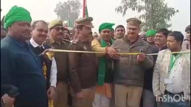 शिकारपुर: पहासू कस्बे में भारतीय किसान यूनियन लोक शक्ति के कार्यकर्ताओं ने निकाली तिरंगा यात्रा