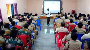 அம்பாசமுத்திரம்: புலிகள் கணக்கெடுக்கும் பணி. பாபநாசம் வனத்துறை அலுவலகத்தில் சிறப்பு பயிற்சி.