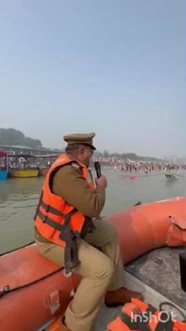 अनूपशहर: अहमदगढ़ थाना प्रभारी प्रेमचंद शर्मा ने अनूपशहर गंगा घाट पर ड्यूटी के दौरान श्रद्धालुओं से की विनम्र अपील