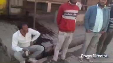 कर्वी: कर्वी के बलदाऊगंज निवासी 40 वर्षीय व्यक्ति की संदिग्ध परिस्थितियों में ट्रेन से कटकर हुई मौत, पुलिस ने कराया शव का पीएम