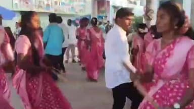 సి.హెచ్. నాగాపురం గ్రామంలో ఆకట్టుకున్న కోలాటాలను నృత్యాలు