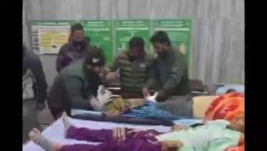 ਅਬੋਹਰ: ਪਿੰਡ ਬਕੈਨਵਾਲਾ ਨੇੜੇ ਸੜਕ ਹਾਦਸਾ, ਮੋਟਰਸਾਈਕਲ ਤੇ ਕਾਰ ਚ ਟੱਕਰ, ਬਾਈਕ ਸਵਾਰ ਪਤੀ ਪਤਨੀ ਜ਼ਖਮੀ