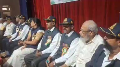 ಬೆಳಗಾವಿ: ಸೇನಾ ಯೋಧರಿಗೂ ನೀಡುವ ಸೌಲಭ್ಯಗಳನ್ನು ಪ್ಯಾರಾ ಮಿಲಿಟರಿ ಯೋಧರಿಗೂ ನೀಡಿ ನಗರದಲ್ಲಿ ನಿವೃತ್ತ ಪ್ಯಾರಾ ಮಿಲಿಟರಿ ಯೋಧರ ಆಗ್ರಹ