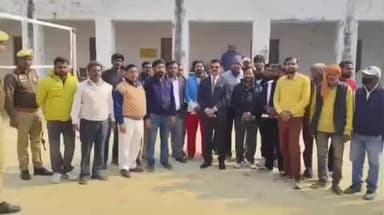 जौनपुर: भारत निर्वाचन आयोग के निर्देशानुसार आज गहन विशेष पुनरीक्षण मतदाता अभियान चलाया गया