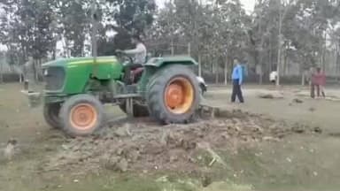 আলিপুরদুয়ার ১: জুয়া খেলার জায়গা চাষ করে দিল সোনাপুর ফাঁড়ির পুলিশ