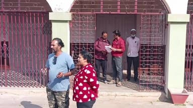 ನಂಜನಗೂಡು: ನಂಜನಗೂಡು ಲಲಿತಾ ಚಿತ್ರಮಂದಿರಕ್ಕೆ ಬಿಗ್ ಶಾಕ್: ಅನಧಿಕೃತವಾಗಿ ಚಿತ್ರ ಪ್ರದರ್ಶನ ಅಧಿಕಾರಿಗಳ ಭೇಟಿ ಪರಿಶೀಲನೆ