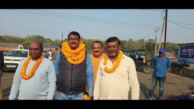 दुमका: रिंग रोड स्थित होटल में दुमका जिला ट्रक ऑनर एसोसिएशन का चुनाव संपन्न