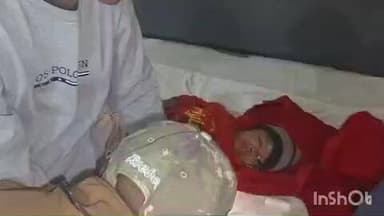 महाराजगंज: दमगड़ी गांव में छत पर पतंग उड़ाते समय नीचे गिरा बालक, गंभीर रूप से घायल होकर ट्रामा सेंटर रेफर