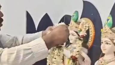 মন্দিরবাজার: মন্ডপ তলা এলাকার রাধাগোবিন্দ মন্দিরের পূজো দিয়ে উন্নয়নের সংলাপ অনুষ্ঠানে যোগদান করেন মন্দিরবাজারের বিধায়ক।