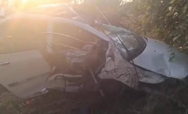 కోదాడ: కోదాడలో కారు బీభత్సం.. హైవేపై పల్టీలు కొట్టిన వాహనం