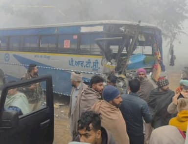 ਬਠਿੰਡਾ: ਥਾਣਾ ਕੋਟਫਤਾਂ ਏਰੀਆ ਬੱਸ ਤੇ ਟਿੱਪਰ ਦਾ ਐਕਸੀਡੈਂਟ 8 ਸੰਵਾਰਿਆ ਦੇ ਮਾਮੂਲੀ ਸਟਾ