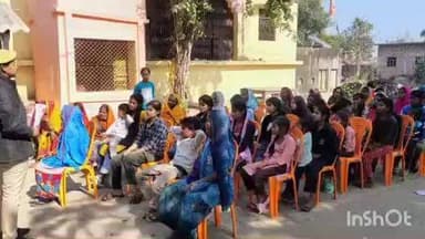 उतरौला: उतरौला थाना क्षेत्र में विभिन्न स्थानों पर पुलिस द्वारा सास-बहू सम्मेलन का आयोजन किया गया