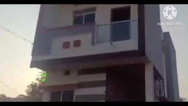 ಸಿಂದಗಿ: ಪಟ್ಟಣದಲ್ಲಿ ಹಾಡು ಹಗಲೇ ಮನೆ ಕಳ್ಳತನ ಮಾಡಿ ಪರಾರಿಯಾದ ಕಳ್ಳರು, ಸ್ಥಳಕ್ಕೆ ಪೊಲೀಸರು ಭೇಟಿ ಪರಿಶೀಲನೆ