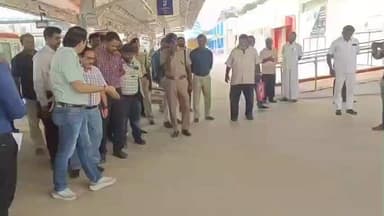 காரைக்குடி: அம்ருத் பாரத் திட்டத்தின் கீழ் புதுப்பிக்கப்பட்ட காரைக்குடி ரயில் நிலையம்: ஆய்வில் தென் மண்டல பொது மேலாளர் அதிருப்தி