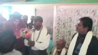 কাঁকসা: তৃণমূলের জেলার তালিকায় রাখা হয়েছে পুরাতন তিন তৃণমূল কর্মীকে,৩জনকে কাঁকসায় শুভেচ্ছা ও সংবর্ধনা তৃণমূল কর্মীদের