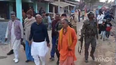 मंझिआंव: मझिआंव के खरसोता में आरसीसी नाली निर्माण कार्य का निरीक्षण, गुणवत्ता पर सख्त निर्देश