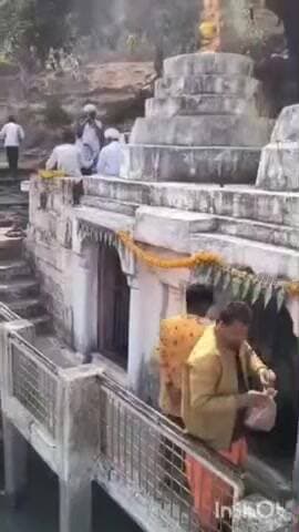 आष्टा: मौनी अमावस्या पर आष्टा के देवबडला में श्रद्धालुओं ने प्राचीन कुंड में स्नान कर की पूजा-अर्चना