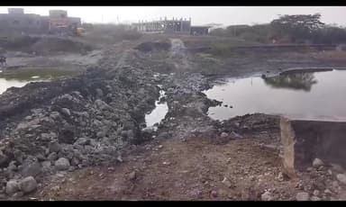 खुलताबाद: शहरातील धरम तलाव सुशोभीकरणातून उड्डाणपुलाला गती; ‘तलाव फुटला’ अफवांना पूर्णविराम