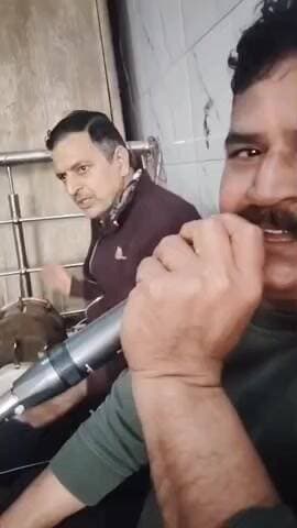 शर्मा काॅलोनी मुबारकपुर दिल्ली में जेठा रविवार पर भंडारे का आयोजन किया गया।