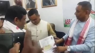 বালিজানা: গোৱালপাৰা পূৱ সমষ্টিৰ বাবে কংগ্ৰেছ দলৰ টিকট বিচাৰি আবেদন যুৱ নেতা দেৱান মফিজুৰ ৰহমান ৰৌওফীয়ে