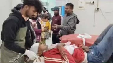 गुमला: बस खाई में गिरी, सदर अस्पताल में इलाज के दौरान दो की मौत, 6 घायल