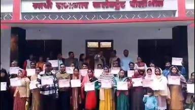 कलीनगर: प्रधानमंत्री आवास योजना शहरी के 1361 लाभार्थियों को कलेक्ट्रेट में मिली पहली किस्त