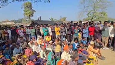 *ग्राम भगवंतनगर गुलरा में वन विभाग विवाद सुलझा, विधायक रोमी साहनी ने निभाई जिम्मेदारी ।*
लखीमपुर खीरी जिले के ग्राम भगव...