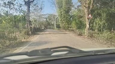 ধলাইর নবনির্মিত সড়কের বেহাল অবস্থা। ভুবনডহর-জারুলতলা সড়ক