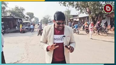 डुमरा रेलवे ओवरब्रिज निर्माण में डायवर्टेड मार्ग बना लोगों के लिए सरदर्द, भ्रामक दिशा निर्देशों नें किया राहगीरों,वाहन च...