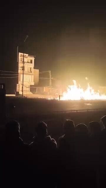 कोटपूतली-बहरोड़;- दिल्ली जयपुर हाइवे पर हुआ सड़क हादसा, ट्रोले-टेंकर के बीच हुई भिड़ंत, टेंकर में भरा हुआ था जवंशील केमिक...