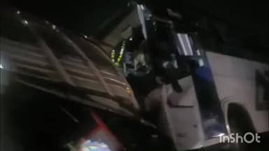 मालेगाव: मालेगाव मनमाड रोडवर गावाजवळ खाजगी ट्रॅव्हल्स बस आणि पिकप चा अपघात 4 ठार
20 जखमी