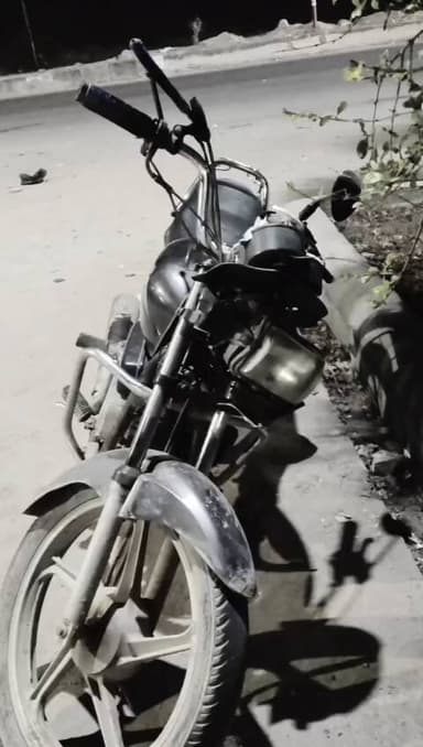 ખેડબ્રહ્મા: વડાલી હાઈવે પર ગાય વચ્ચે આવતા અકસ્માત: ધામડી પાટિયા પાસે એક જ પરિવારના ત્રણ લોકો ઈજાગ્રસ્ત