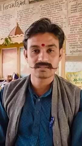 હિંમતનગર: સાબરકાંઠા જિલ્લામાં મૌની અમાવસ્યા શિવ મંદિરોમાં પિતૃ પૂજા:ત્રિવેણી સંગમે ગ્રહ શાંતિ માટે પૂજાઓ યોજાઈ