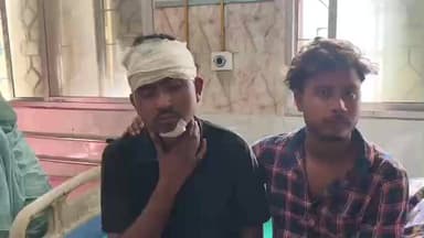 ক্যানিং ১: ক্যানিং রায় বাঘিনী মোড়ের কাছে অটো উল্টে জখম এক যাত্রী