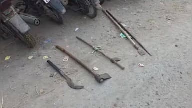 సత్తెనపల్లిలో పోలీసుల కార్డెన్ సెర్చ్