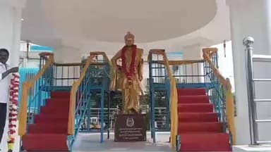 பவானி: காலிங்கராயன் அணைக்கட்டு பகுதியில் உள்ள காளிங்கராயன் சிலைக்கு மாவட்ட ஆட்சித் தலைவர் தலைமையில் மாலை அணிவித்து மலர் தூவி மரியாதை செலுத்தப்பட்டது