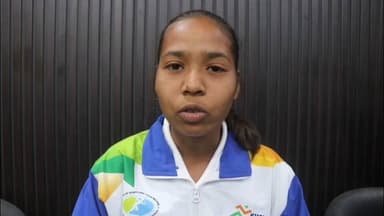 मिनी ब्राजील की फुटबॉल खिलाड़ी पूनम बैगा राष्ट्रीय फुटबॉल प्रतियोगिता के लिए चयनित।
#शहडोल #shahdol Jansampark Madhya ...