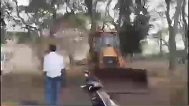 କେନ୍ଦ୍ରାପଡା: ଇନ୍ଦୁପୁର ବେଆଇନ ବାଲିଘାଟ ଉପରେ କେନ୍ଦ୍ରାପଡ଼ା ତହସିଲଦାରଙ୍କ ଚଢ଼ାଉ