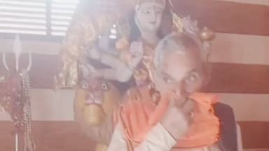 खुर्जा: अरनिया के रुकनपुर में जाहर पीर बाबा मंदिर के दानपात्र से ₹25,000 की चोरी, पुजारी ने की शिकायत