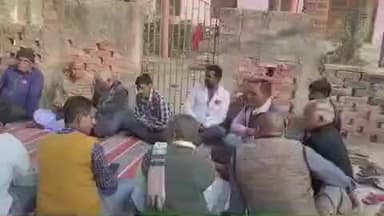 झाझा: झाझा नगर क्षेत्र के चैती दुर्गा मंदिर के समीप यज्ञ स्थल निर्माण को लेकर हुई बैठक