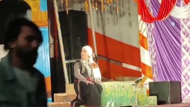 जोशियाड़ा: पौराणिक माघ मेला मंच पर संवेदना समूह द्वारा प्रस्तुत कचडू देवता नाटक का मंचन देख दर्शक भावविभोर हो उठे