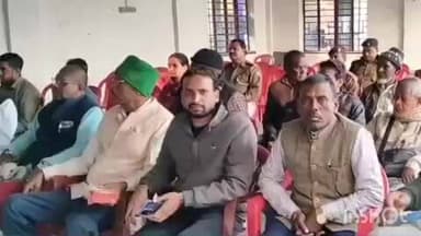 जामताड़ा: सरस्वती पूजा को लेकर जामताड़ा थाना परिसर में शांति समिति की बैठक, त्यौहार शांतिपूर्ण मनाने का निर्णय