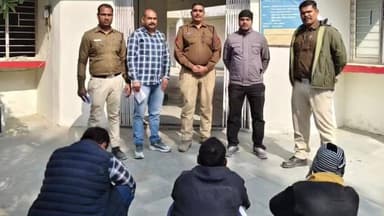 बडोनी: बड़ोनी पुलिस ने अलग-अलग मामलों में फरार 3 स्थाई वारंटियों को अलग-अलग जगहों से गिरफ्तार कर न्यायालय में पेश किया