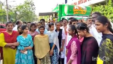 மதுரை தெற்கு: கூலி தொழிலாளர்களுக்காக சரவணா கிச்சன் என்னும் நடமாடும் மலிவு விலை உணவகத்தை தொடக்கி வைத்த டாக்டர் சரவணன்